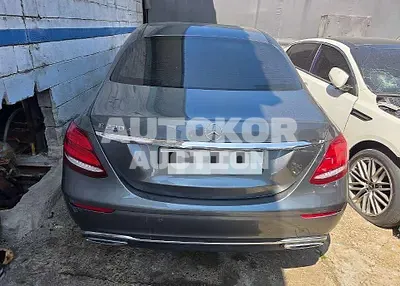 2018, Mercedes-Benz / E 220, 40054 км., diesel, 1950 куб.см.