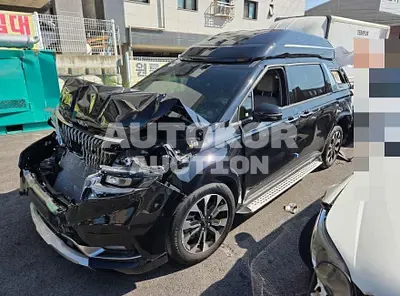 2023, Daimler / Limousine, 6200 км., gas