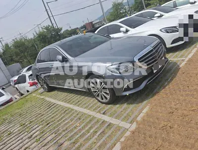 2017, Mercedes-Benz / e400, 100000 км., gas, 2996 куб.см.