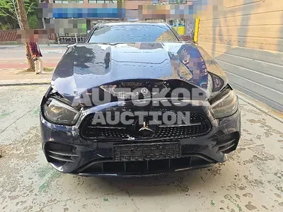2022, Mercedes-Benz / e350, 98784 км., gas