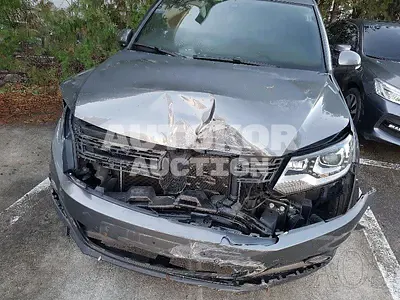 2015, Volkswagen / Tiguan, VIN: WVGZZZ5NZFW546352, diesel