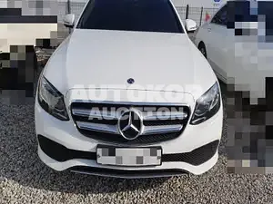 2019, Mercedes-Benz / E 300, VIN: WDDZF4KB9KA644806, 27345 км., gas