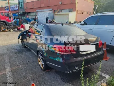 2015, Mercedes-Benz / E 250, VIN: WDDHF9HB4FB107244, 122347 км., gas
