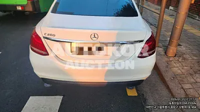 2017, Mercedes-Benz / c200, 121488 км., gas