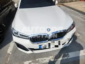 2022, BMW / 520, VIN: WBA11BH00NWX76227, gas