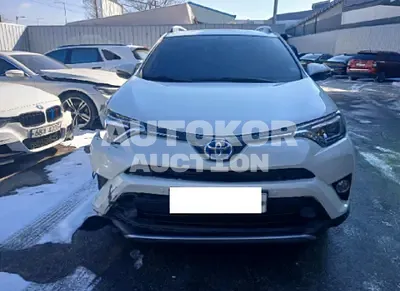 2017, Toyota / RAV4, VIN: JTMDJREV7HD089478, 102740 км., hybrid