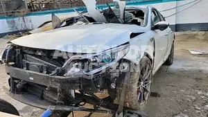 2016, Kia / K5, VIN: KNAGU41CBGA001232, 90000 км., hybrid