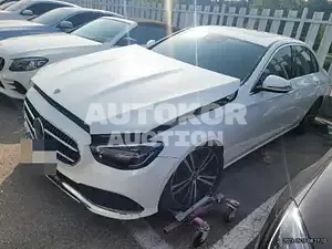2021, Mercedes-Benz / E 250, VIN: W1KZF4FBXMA968036, 38366 км., gas