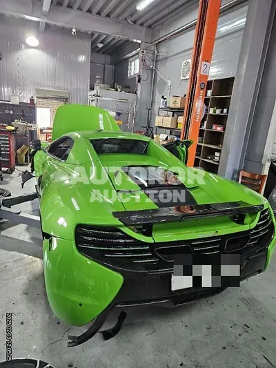 2015, McLaren / 650S, gas
