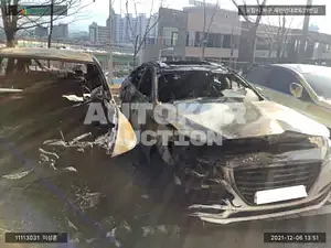 2019, Genesis / G80, VIN: KMHGN41DDLU338332, gas