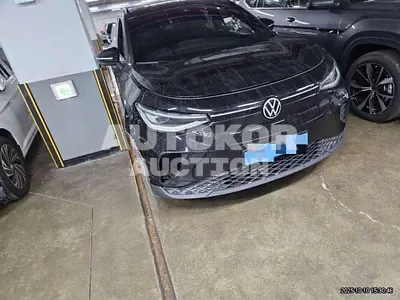 2023, Volkswagen / ID.4, 2750 км., electric