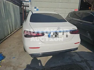 2022, Mercedes-Benz / E 220, 60095 км., diesel