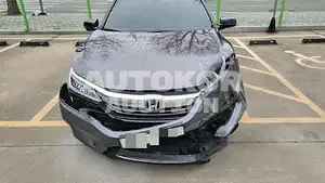 2017, Honda / Accord, VIN: JHMCR6650HC202323, 53055 км., hybrid, 1993 куб.см.
