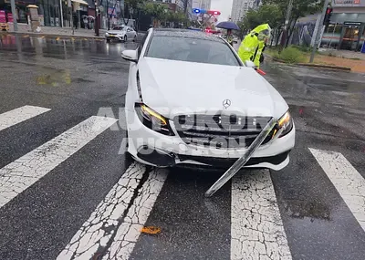 2017, Mercedes-Benz / E 300, VIN: WDDZF4JB7HA070331, gas