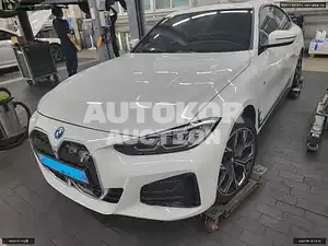 2022, Volvo / S40, VIN: WBY71AW08NFM98962, 26343 км., electric