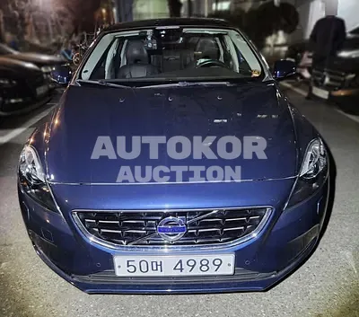 2015, Volvo / V40, VIN: YV1MV845BF2246421, 48536 км., diesel, 1600 куб.см.