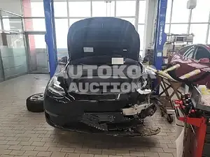 2022, Tesla / Model Y, VIN: 7SAYGDEE5NF566516, 17891 км., electric, 236 куб.см.