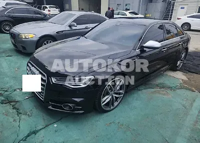 2016, Audi / S6, VIN: WAUZZZ4G8GN022394, 88625 км., gas