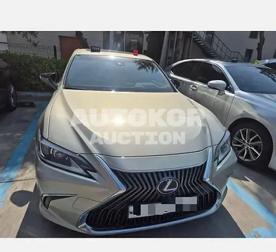 2018, Lexus / es300h, 141904 км., hybrid
