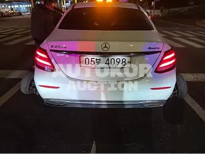 2019, Mercedes-Benz / E 220, VIN: WDDZF0FBXKA520854, 40563 км., diesel