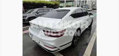 2025, Genesis / G80, gas, 2500 куб.см.