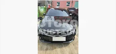 2019, BMW / B5, 32645 км., gas, 2000 куб.см.
