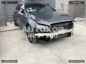 2019, Mercedes-Benz / E 300, VIN: WDDZF4JB8KA605352, gas