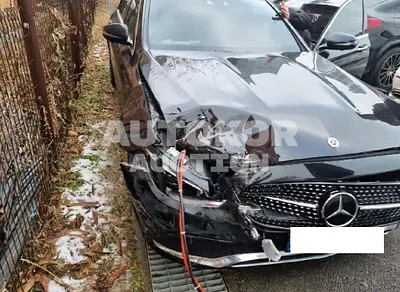 2022, Mercedes-Benz / E 250, VIN: W1KZF4FB4NB083729, 25804 км., gas