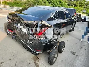2019, Lexus / ES 300, 200000 км., hybrid, 2487 куб.см.
