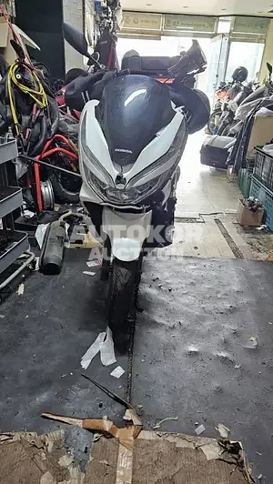 2020, BMW / 125, 34838 км., gas