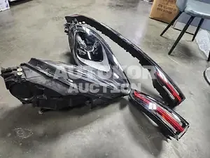 2019, Porsche / Cayenne, unknown