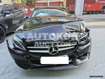 2017, Mercedes-Benz / C 200, 33602 км., gas