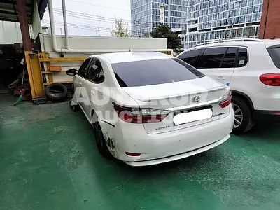 2016, Lexus / ES 300, VIN: JTHBW1GG5G2131051, 158399 км., hybrid