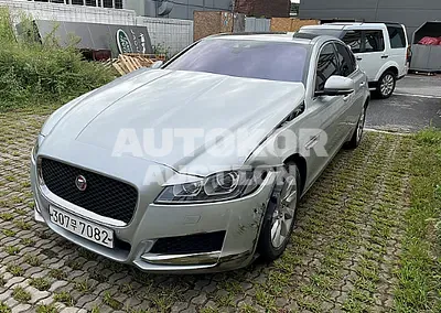 2017, Jaguar / XF, VIN: SAJBA4BN1HCY37941, diesel