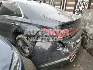 2019, Genesis / G90, gas, 3778 куб.см.