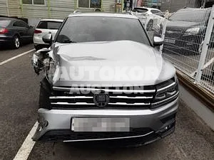 2020, Volkswagen / Tiguan Allspace, VIN: WVGZZZ5NZLM109907, 29462 км., diesel