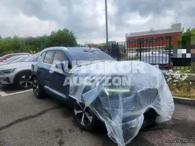 2024, Volvo / XC40, 7983 км., gas