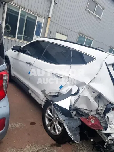 2017, Hyundai / Santa FE, VIN: KMHSW81UBHU743236, diesel