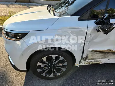 2023, Kia / Carnival, VIN: KNANC813BPS194453, 2823 км., gas