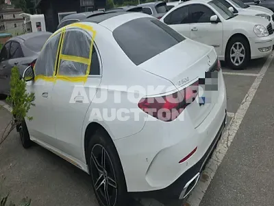 2024, Mercedes-Benz / e300, 100000 км., gas