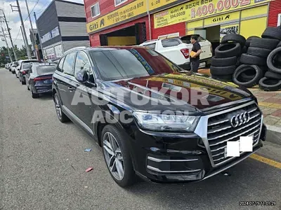 2019, Audi / Q7, VIN: WAUZZZ4M8KD044335, 91483 км., gas