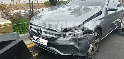 2018, Mercedes-Benz / E 200, VIN: WDDZF4CB5JA424057, 60000 км., gas