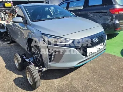 2017, Hyundai / Ioniq, VIN: KMHC051CGHU033200, 139736 км., hybrid