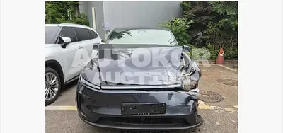 2026, Tesla / Model Y, 8000 км., electric, 180 куб.см.