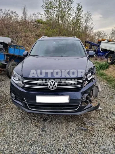 2016, Volkswagen / Tiguan, VIN: WVGZZZ5NZGW586677, 111588 км., diesel