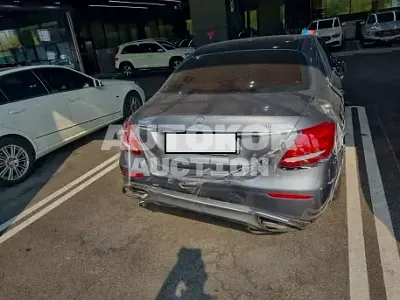 2017, Mercedes-Benz / E 300, VIN: WDDZF4KB3HA090462, 28443 км., gas