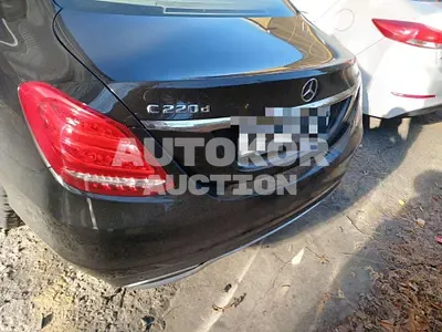 2015, Mercedes-Benz / C 220, 98154 км., diesel