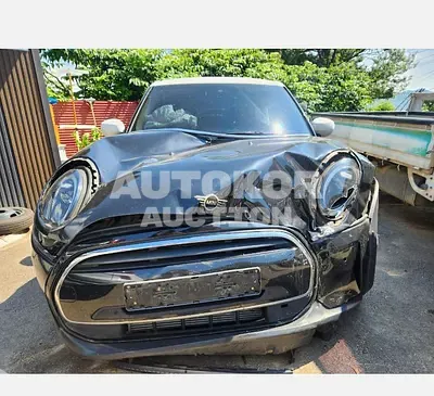 2023, MINI / Cooper, 28411 км., gas