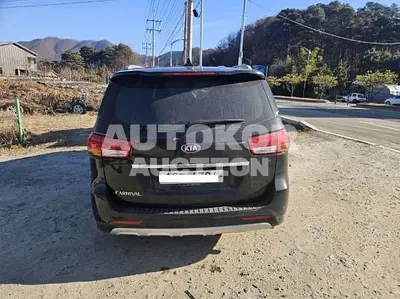 2018, Kia / Carnival, VIN: KNAMC81ABJS387708, 224780 км., gas