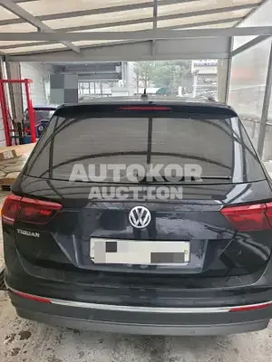 2020, Volkswagen / Tiguan, VIN: WVGZZZ5NZLW812635, 23531 км., diesel